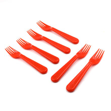 Baby-friendly plastic fork and spoon set.